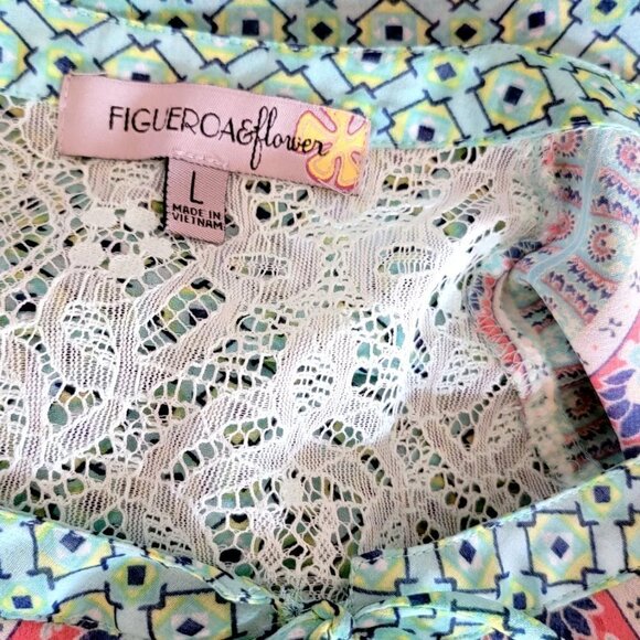 Figueroa & Flower Long Sleeve Boho Casual Light Green Blouse in Size Large - Picture 4 of 4